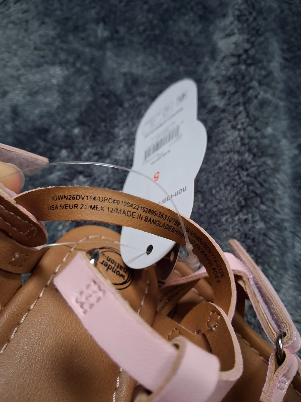 NWT Wonder Nation Light Pink Strappy Sandals Hook & Loop Closure Girls Size 5